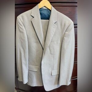 Perry Ellis Portfolio Men's Classic Beige Suit
